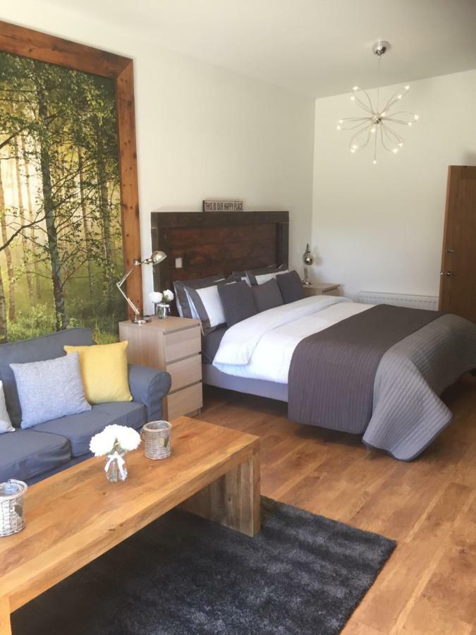 Willow Court Farm Studio South & Petting Farm, 8 Mins From Legoland & Windsor, 15 Mins From Lapland Uk エクステリア 写真